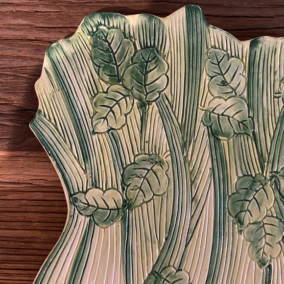 Vintage Italian Majalico Celery Trivet Decorative Plaque by Ceramiche Leonardo - Picture 3 of 12
